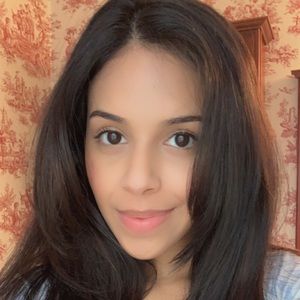 Meet your Posher, Ana